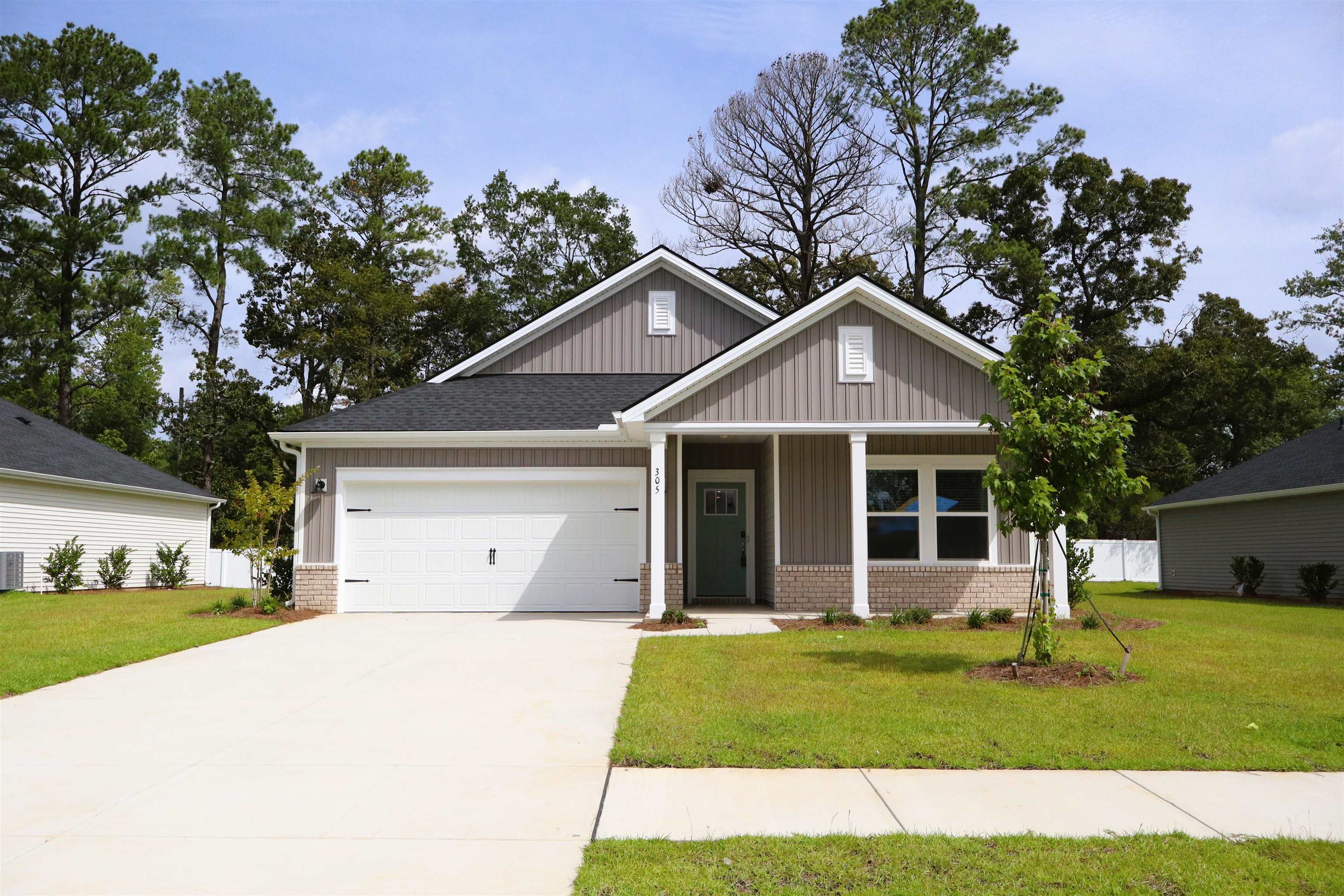 305 Jessamine St., Longs
