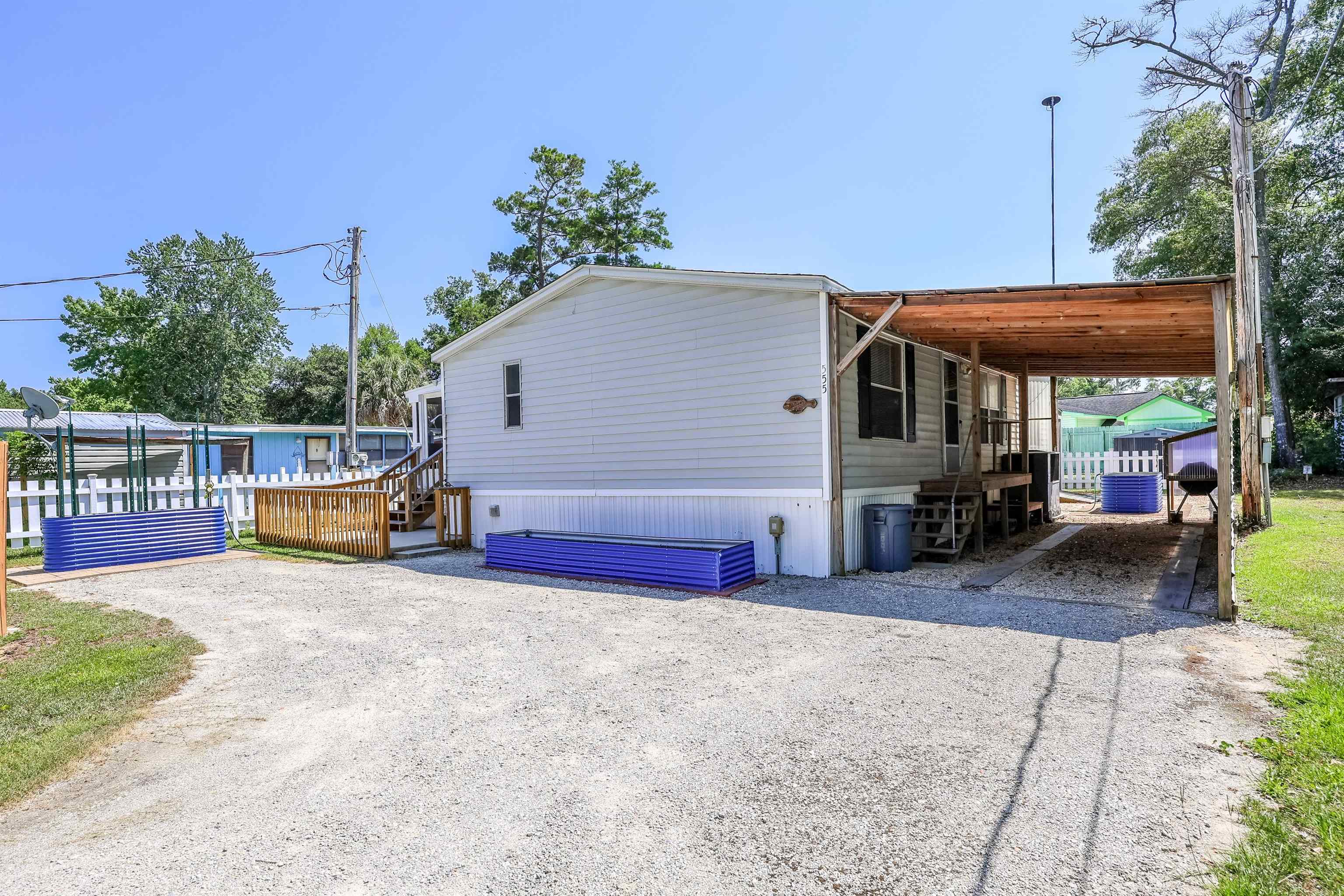 555 Woodland Dr., Murrells Inlet