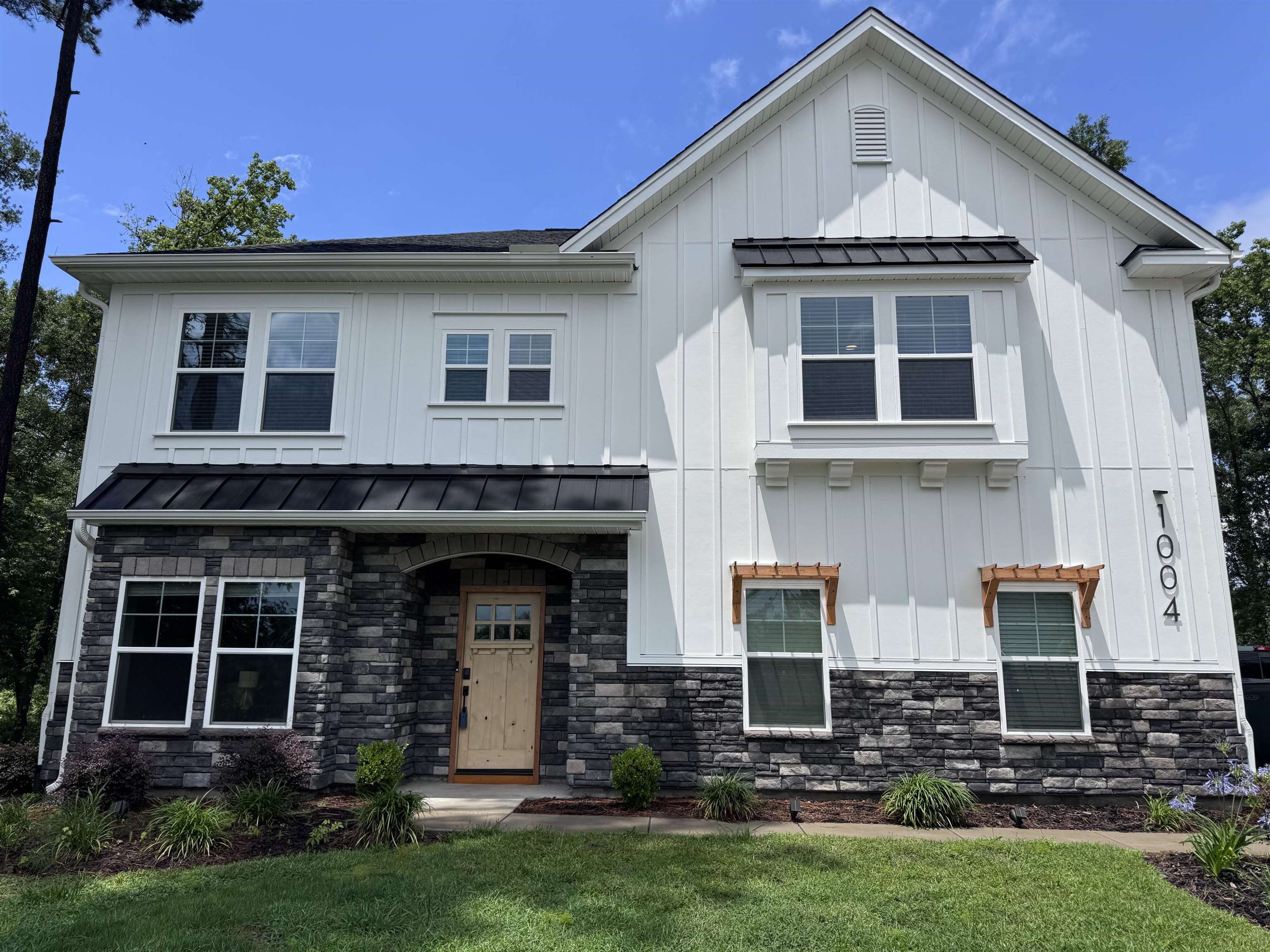 Homes for sale in Heritage Oaks - Heritage Preserve