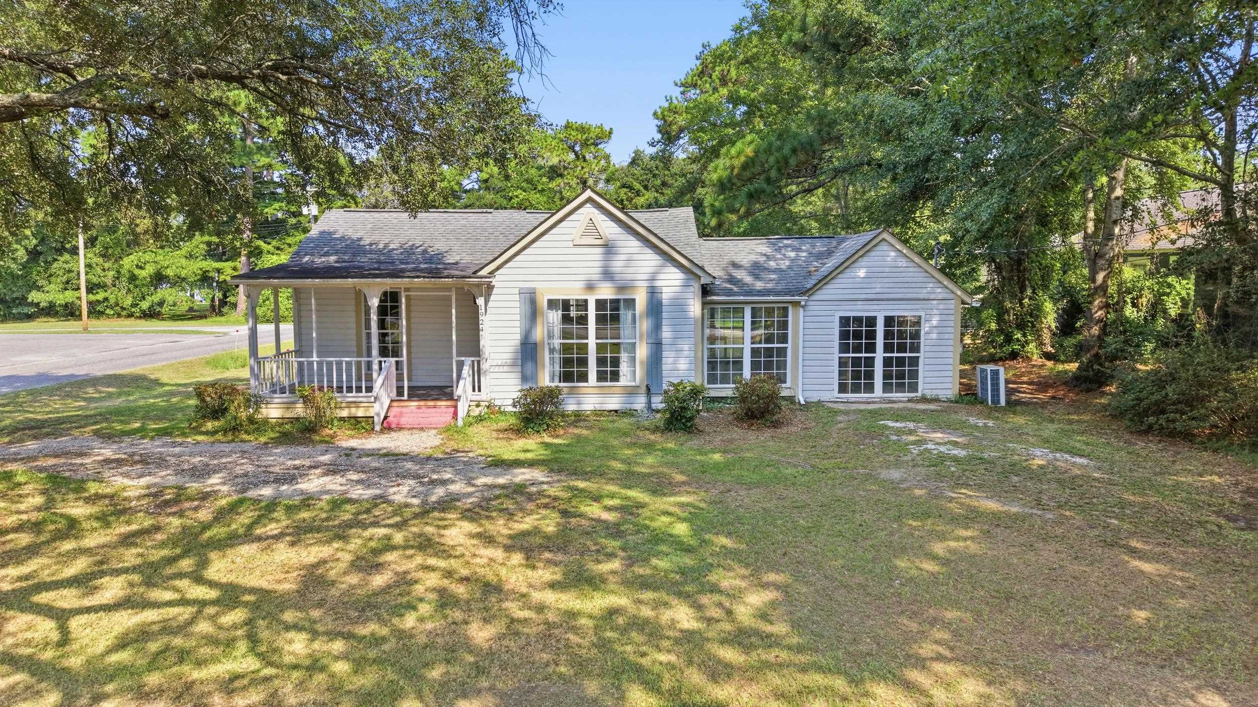 1924 South Island Rd., Georgetown