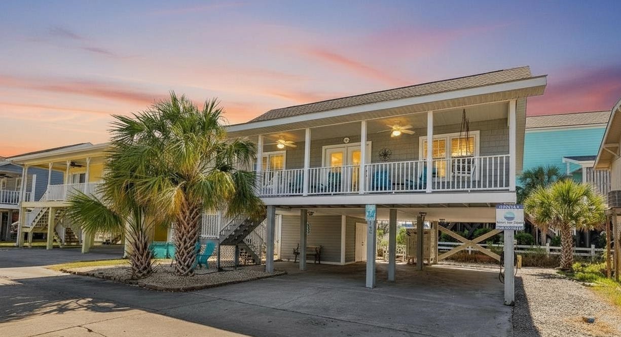 125 Easy St., Garden City Beach