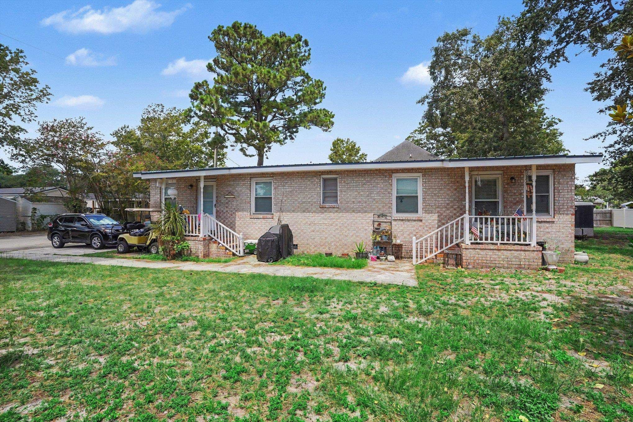 526 Boundary Ave., Murrells Inlet