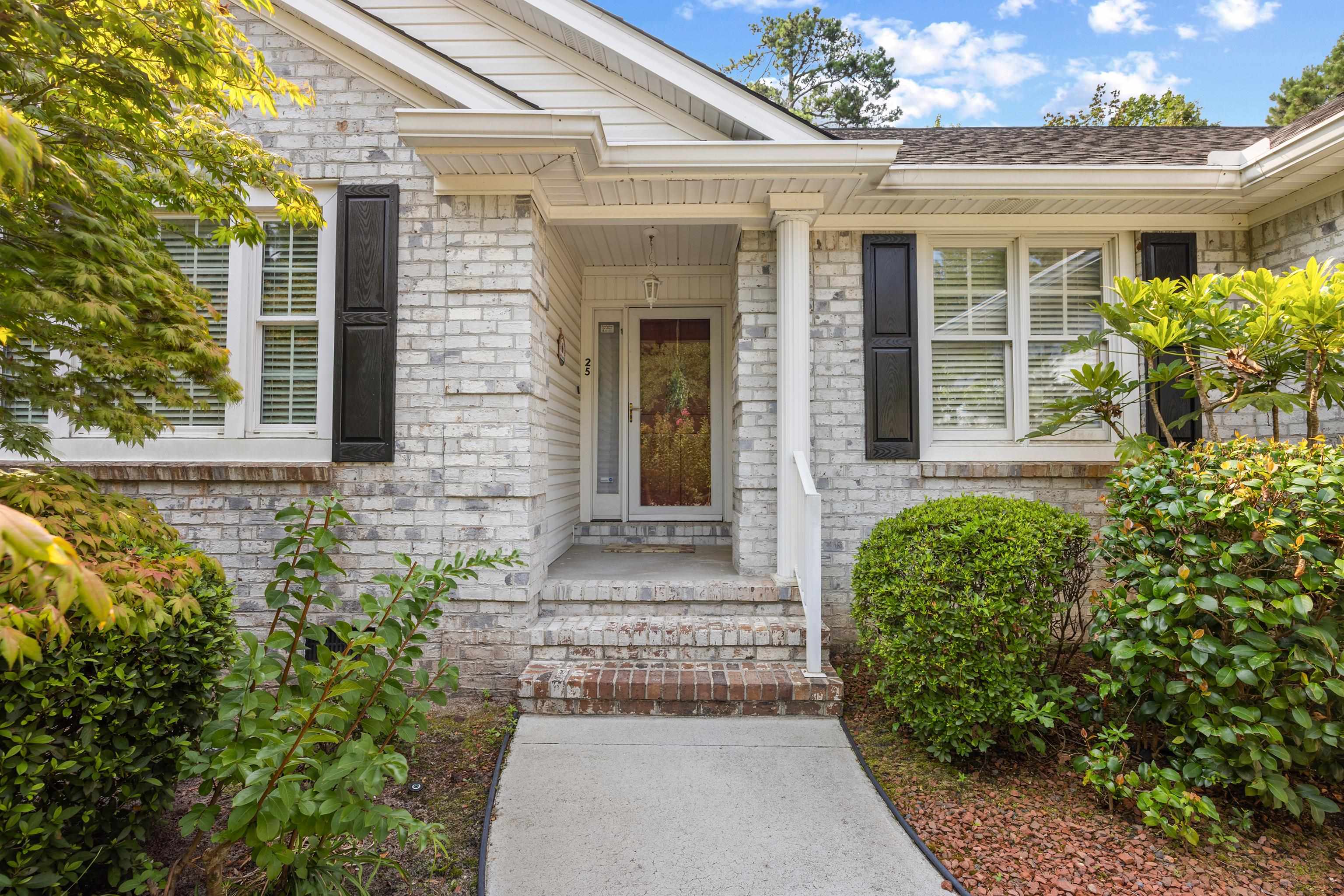 25 Saint Julian Ct., Pawleys Island