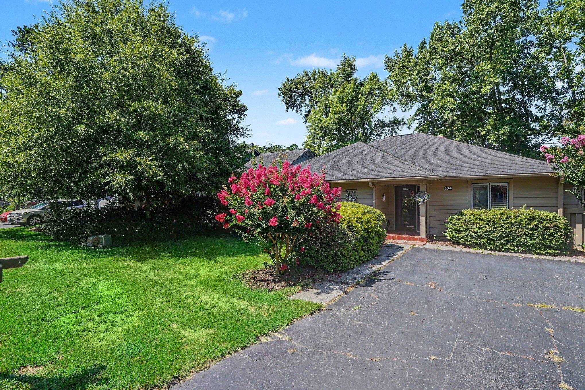 104 Hickory Dr., Conway