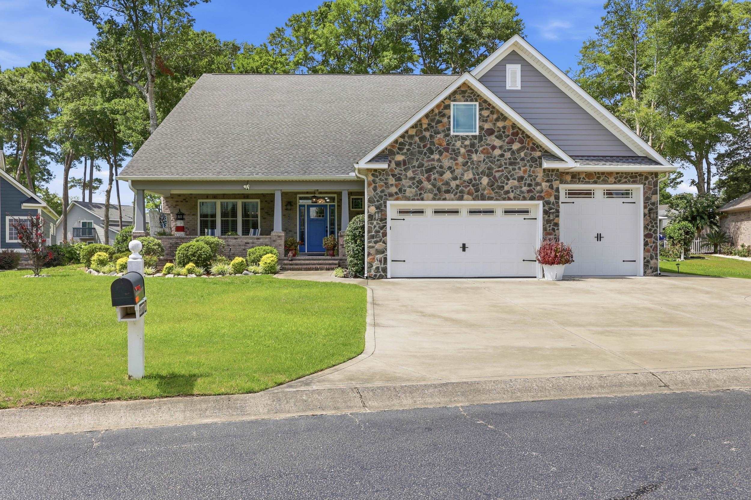 2377 Island Way, Little River