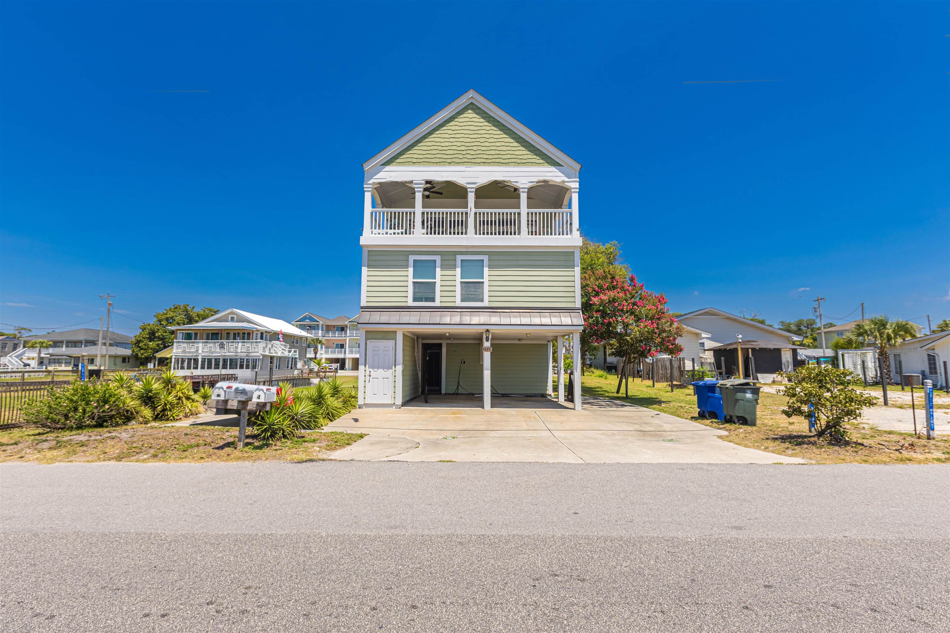 1511 Holly Dr., North Myrtle Beach