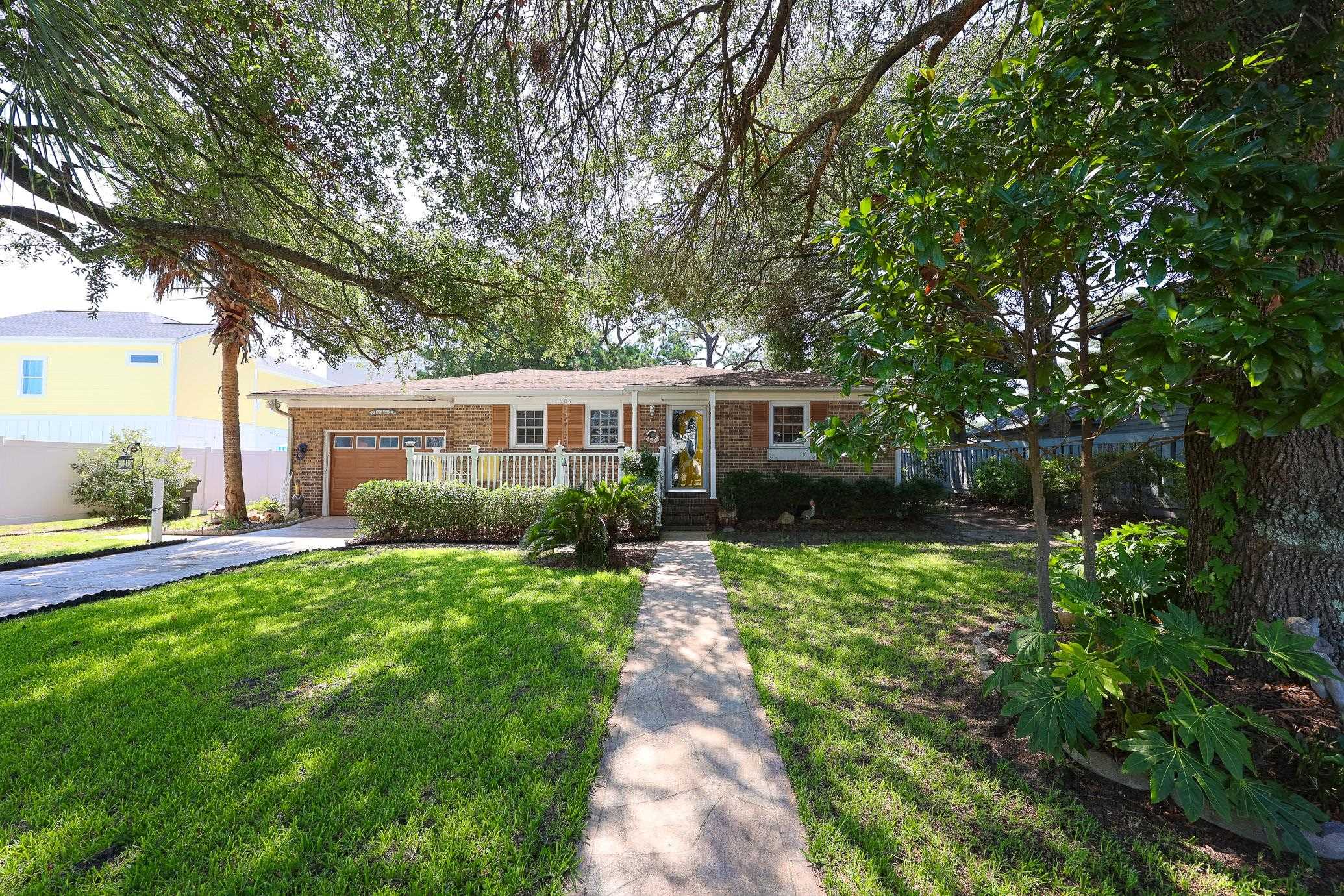 903 Tiffany Ln., North Myrtle Beach