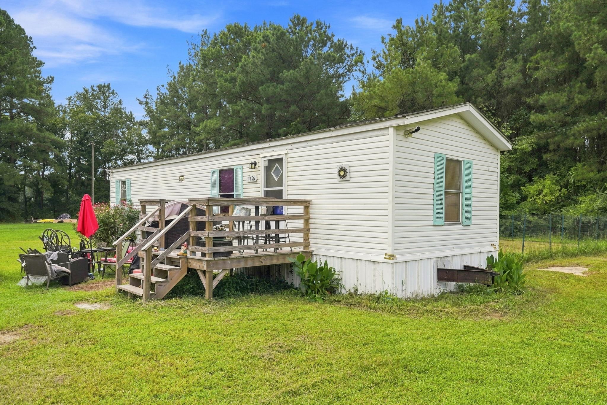 3796 Old Reaves Ferry Rd., Conway