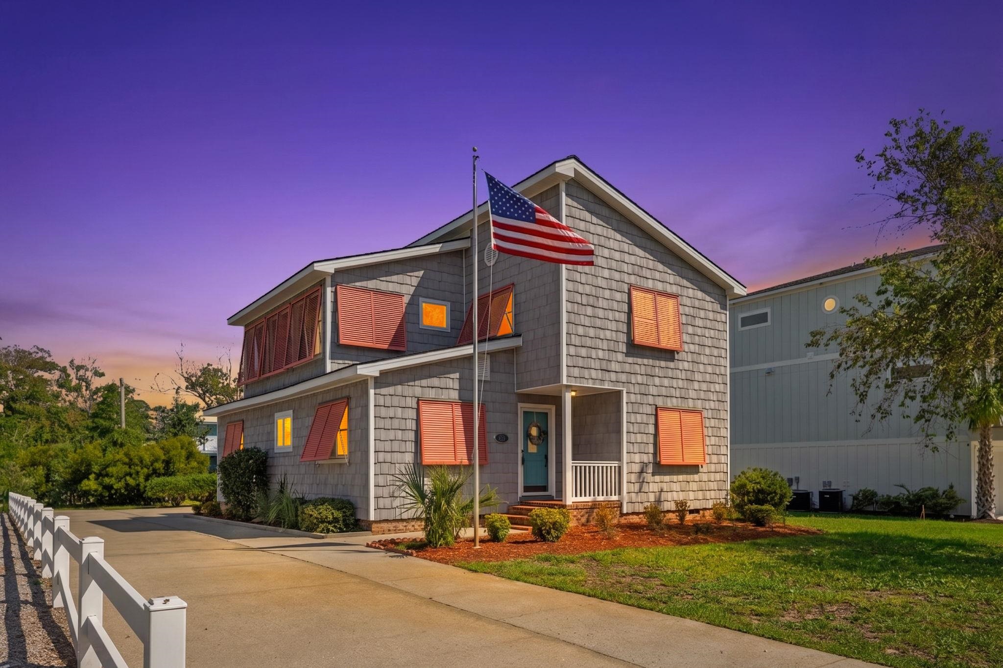 1314 Holly Dr., North Myrtle Beach