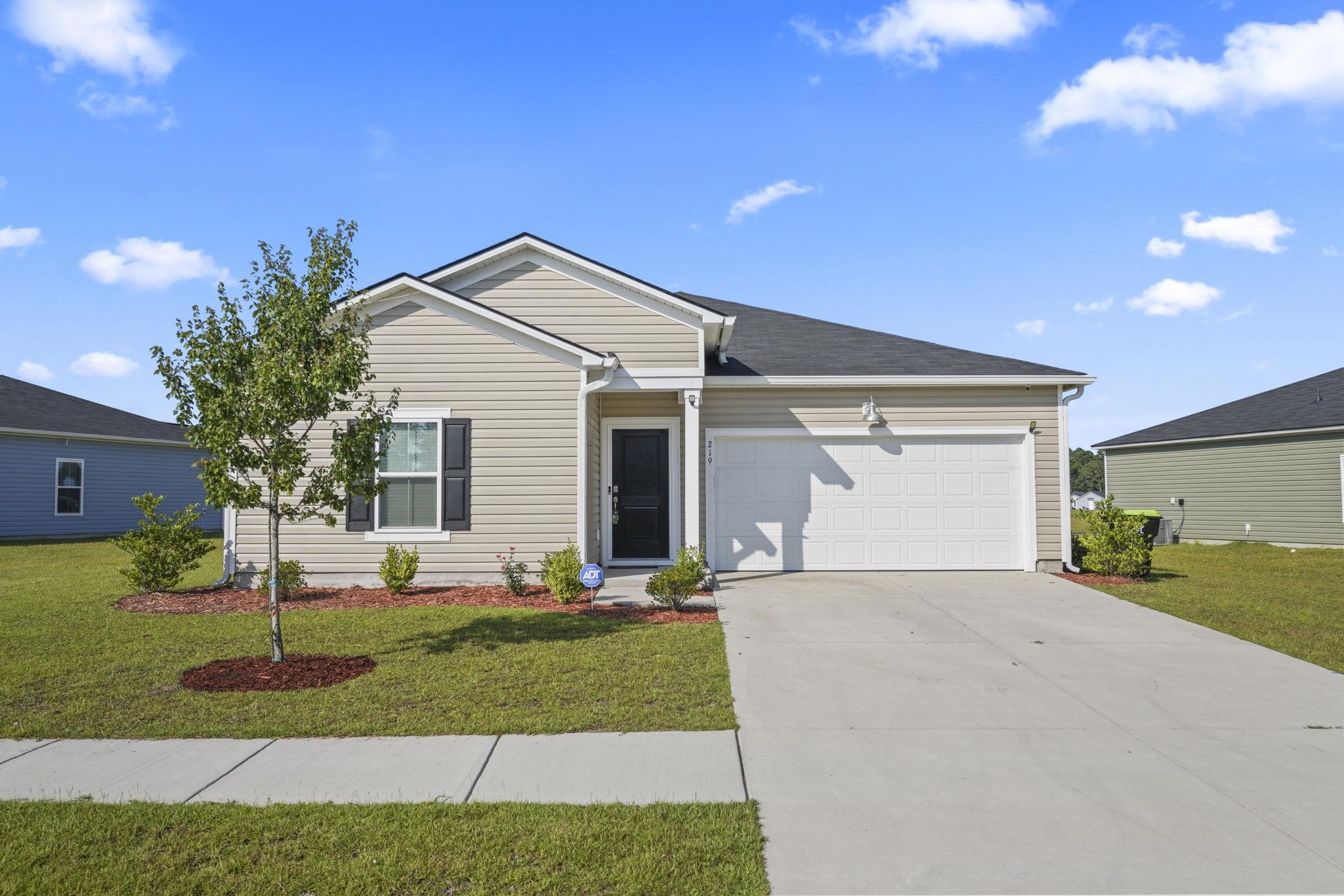 219 Warner Crossing Way, Loris