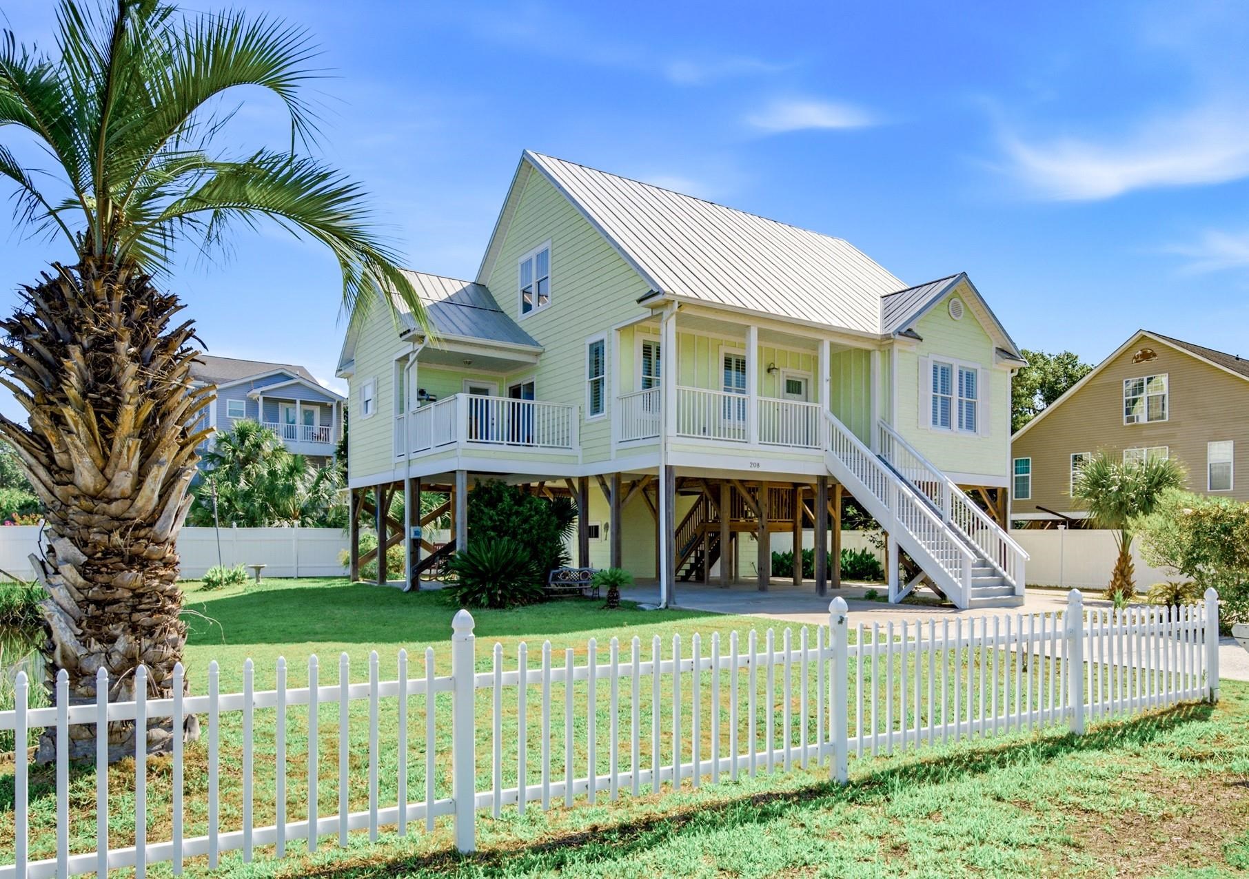 208 Vista Dr., Garden City Beach