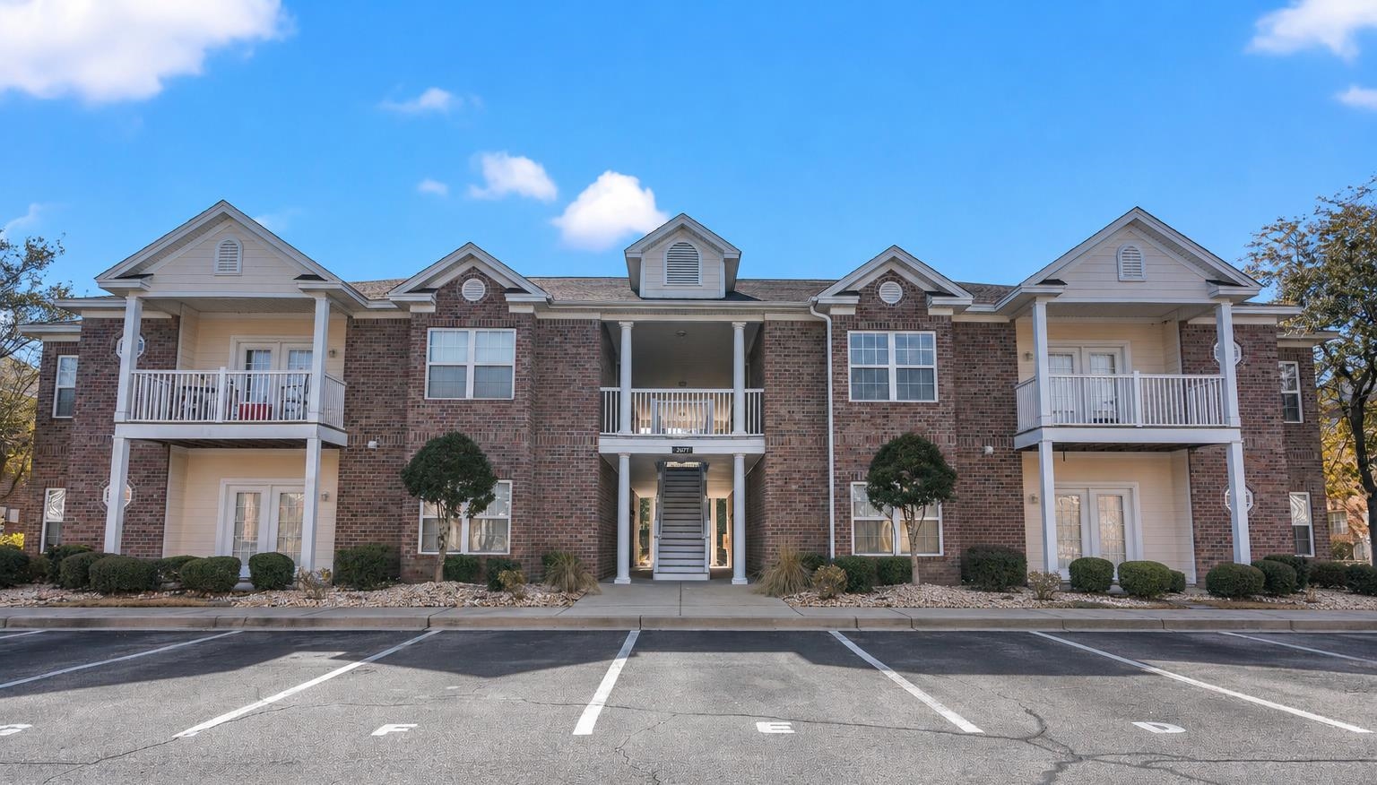 2077 Silvercrest Dr., Myrtle Beach
