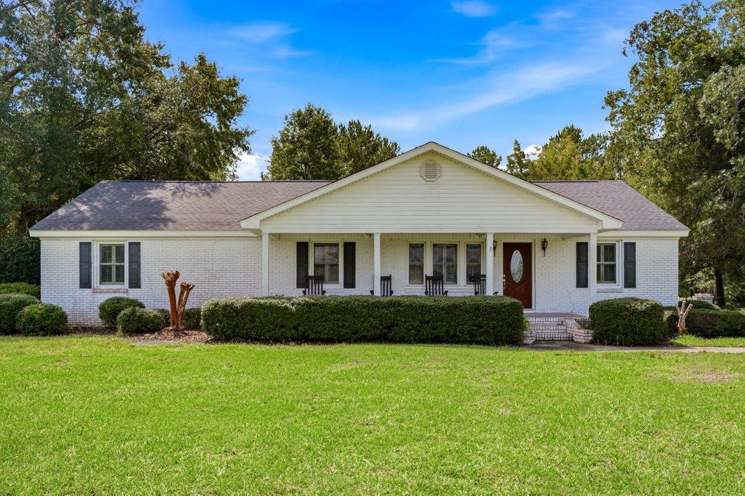1582 Horry Rd., Aynor