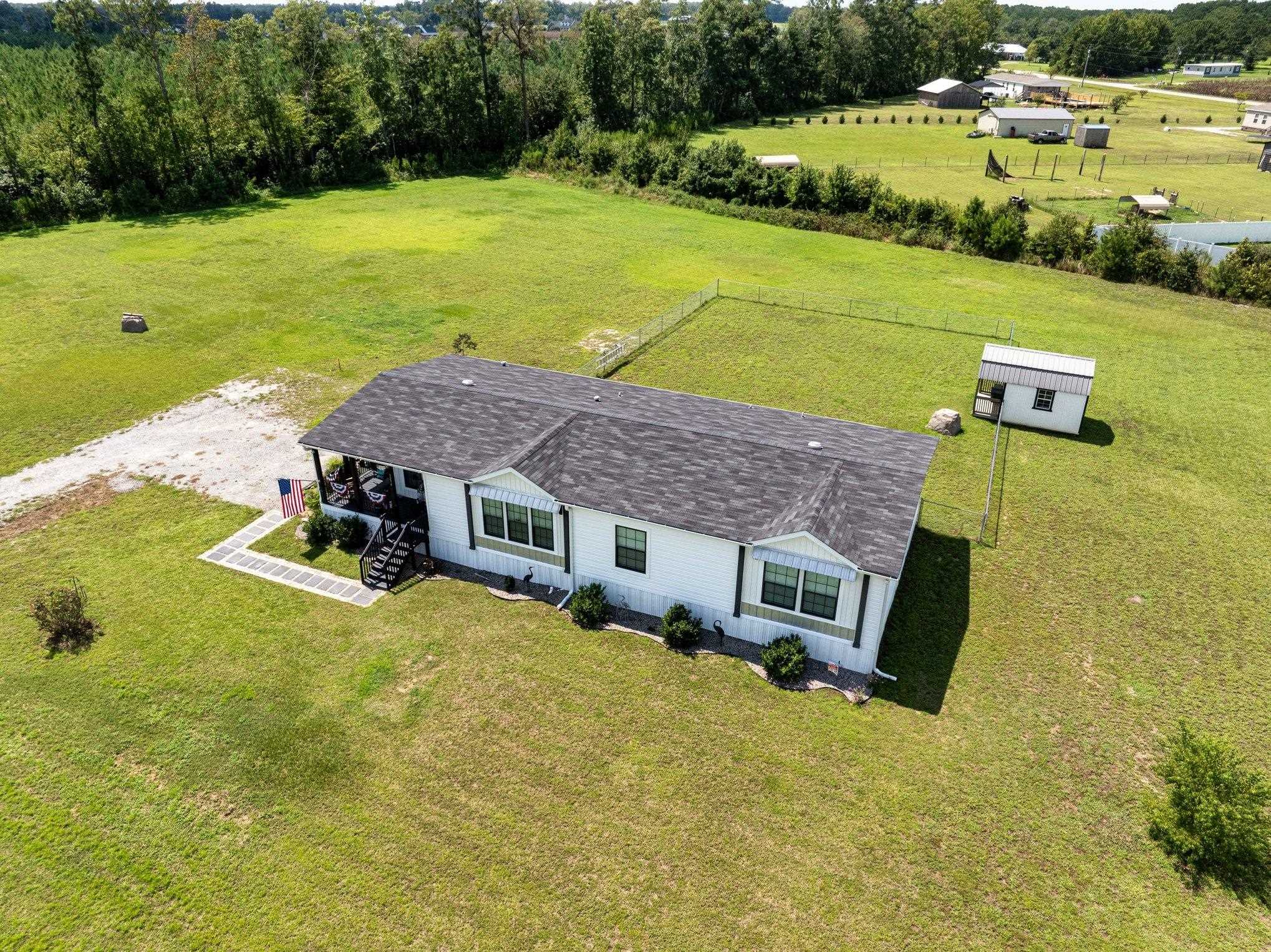 3294 Marshland Rd., Aynor