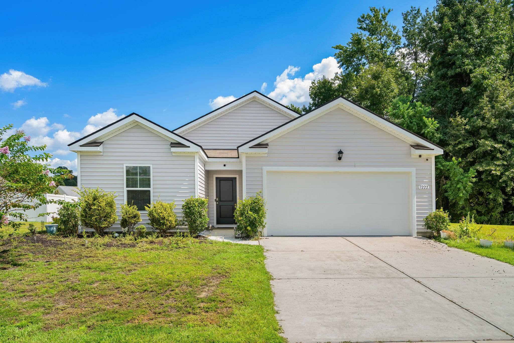 1222 Donald St., Conway