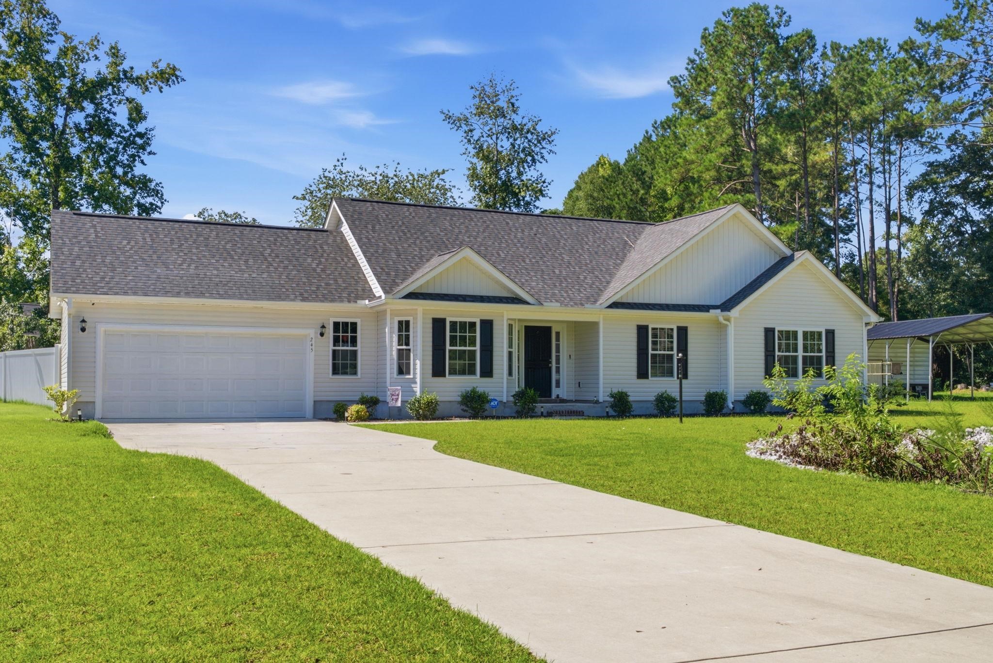 245 Yauhannah Lake Dr., Georgetown