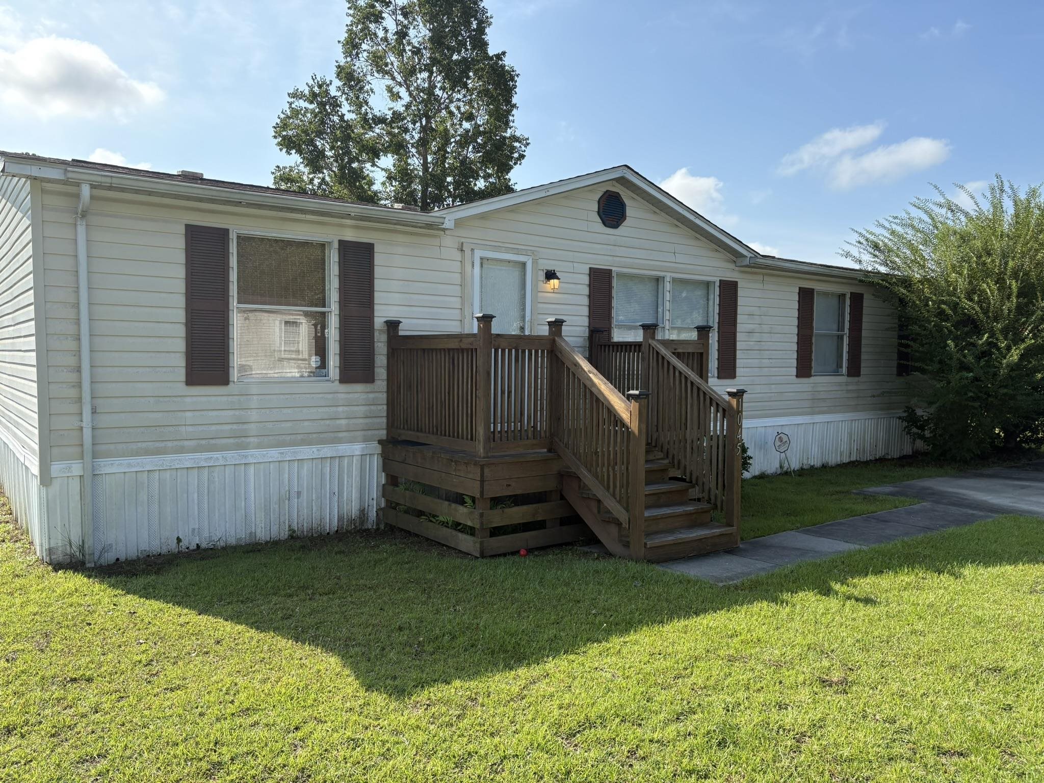 1045 Palm Dr., Conway